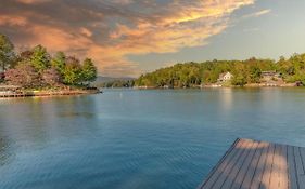 Russell's Fort At White Oak Point: Historical Cabin On Lake Lure, Luxury, Direct Lake Access!   United States Of America
