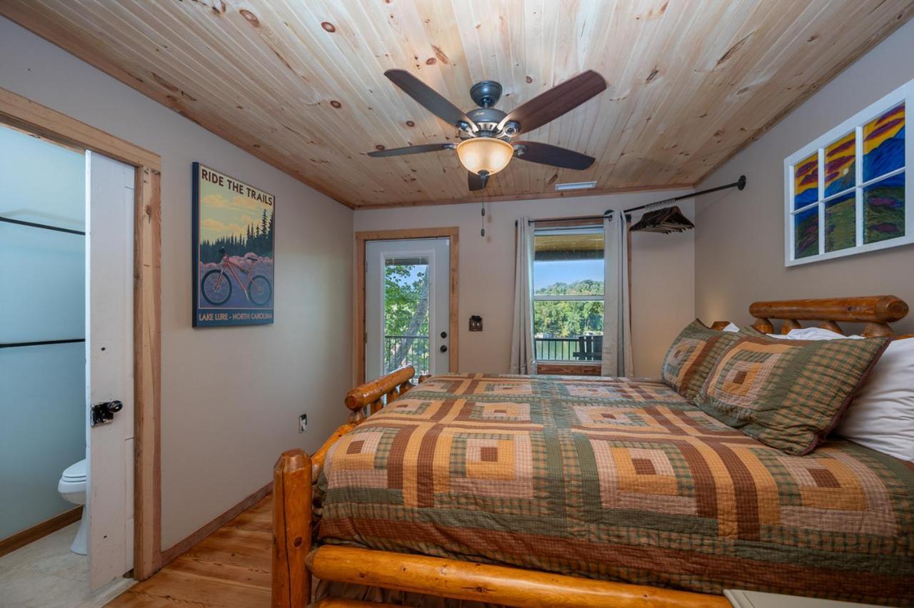 Russell'S Fort At White Oak Point: Historical Cabin On Lake Lure, Luxury, Direct Lake Access! Villa Exterior photo