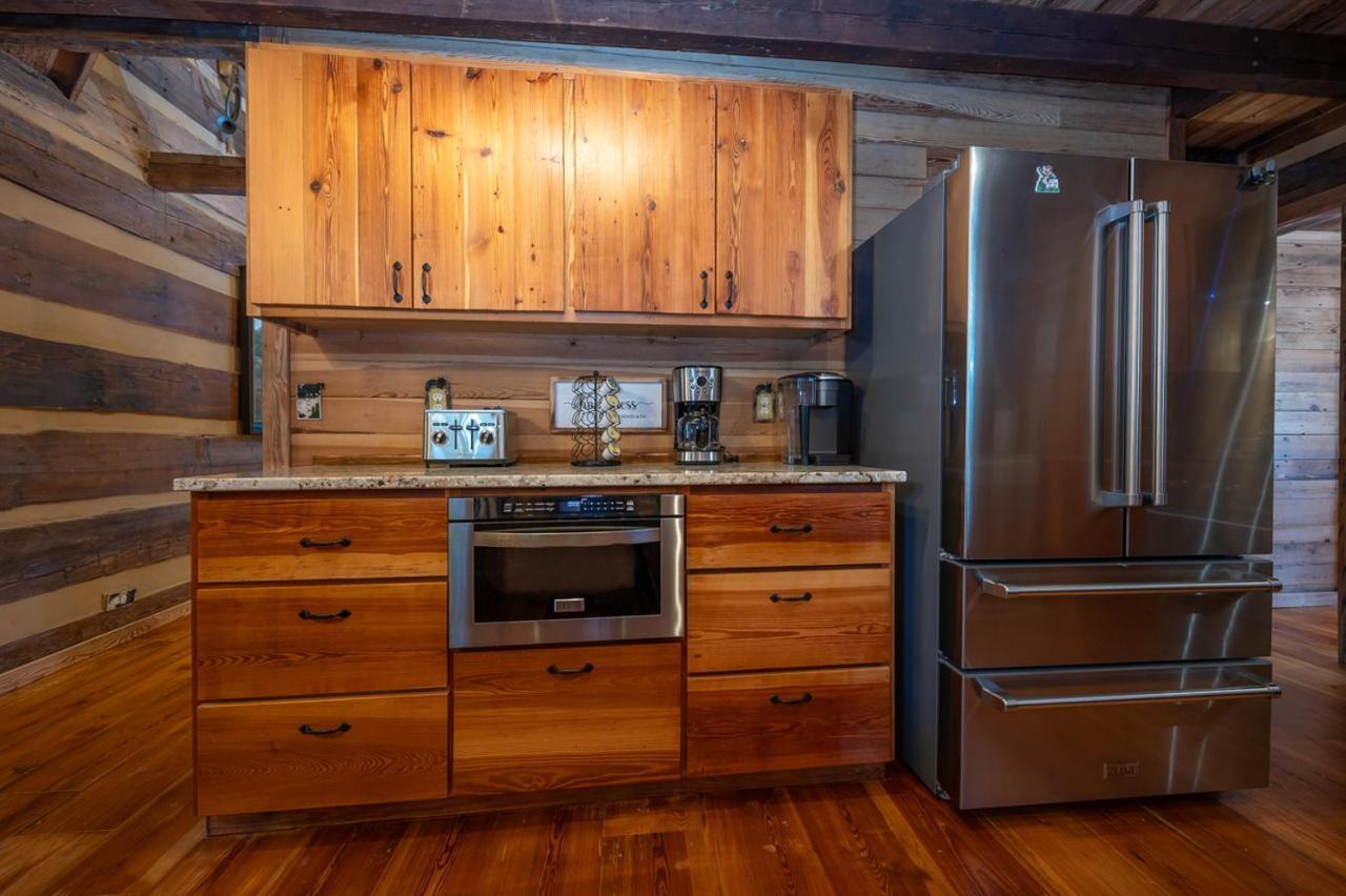 Russell'S Fort At White Oak Point: Historical Cabin On Lake Lure, Luxury, Direct Lake Access! Villa Exterior photo