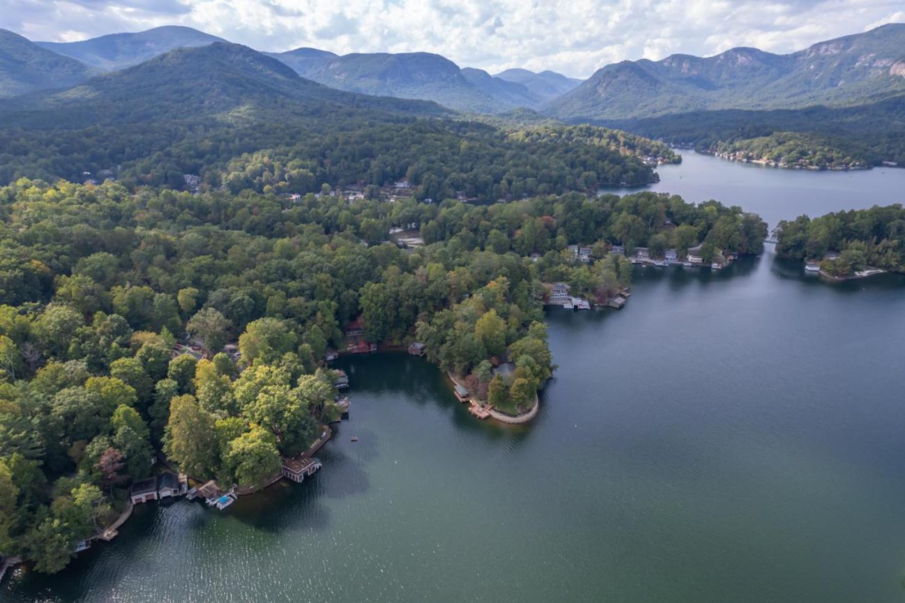 Russell'S Fort At White Oak Point: Historical Cabin On Lake Lure, Luxury, Direct Lake Access! Villa Exterior photo