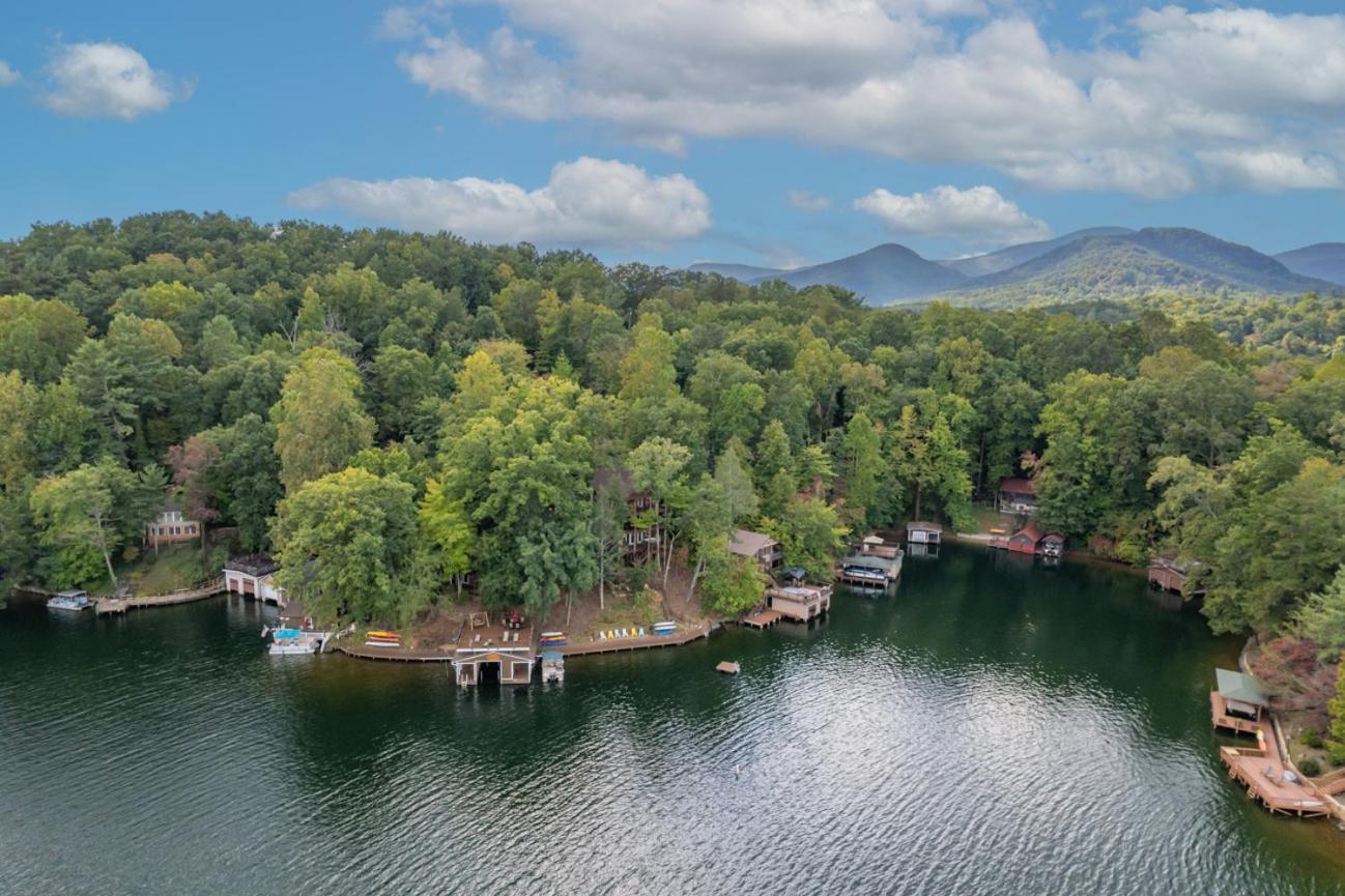 Russell'S Fort At White Oak Point: Historical Cabin On Lake Lure, Luxury, Direct Lake Access! Villa Exterior photo
